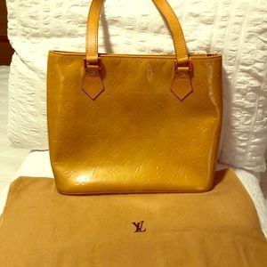 Louis Vuitton VERNIS Bag